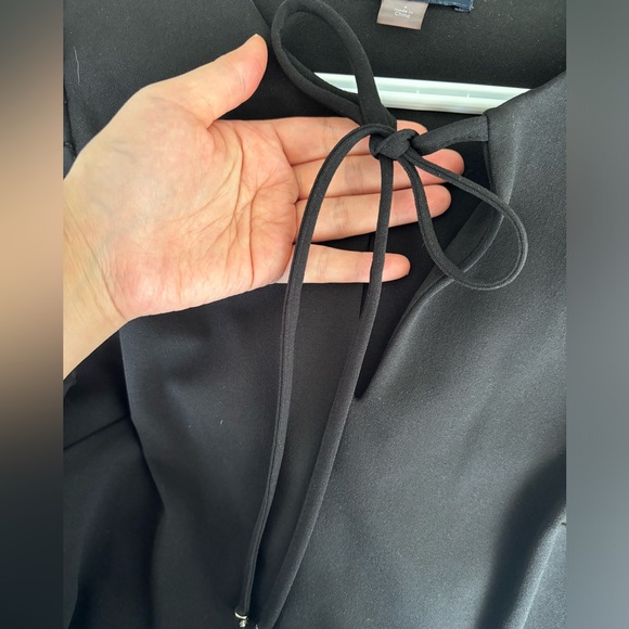 Tommy Hilfiger Shift Dress with Floral Detail Long Sleeve Size 4 - Picture 8 of 8